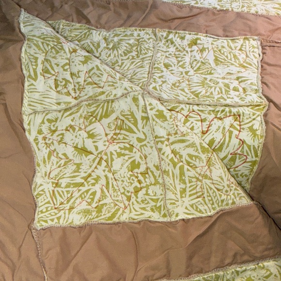 Vintage Red and Yellow Leaf Quilt - Picture 5 of 5